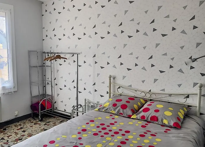 Maison De Plain-pied Avec Terrasse, Centre Ville, A 150m De La - Fr-1-361-334 Prázdninový dům *